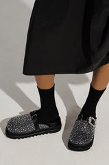 AZALEA WANG “DESDEMONA” Black Rhinestone Platform Clog