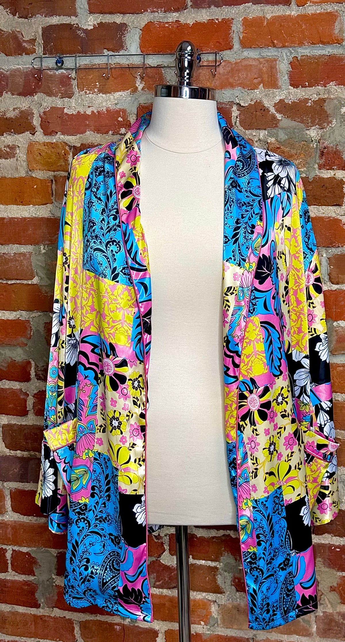 Bold & Beautiful: Multicolored Multi-Print Duster